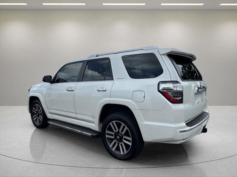 Used 2022 Toyota 4Runner Limited AWD/4WD image 12