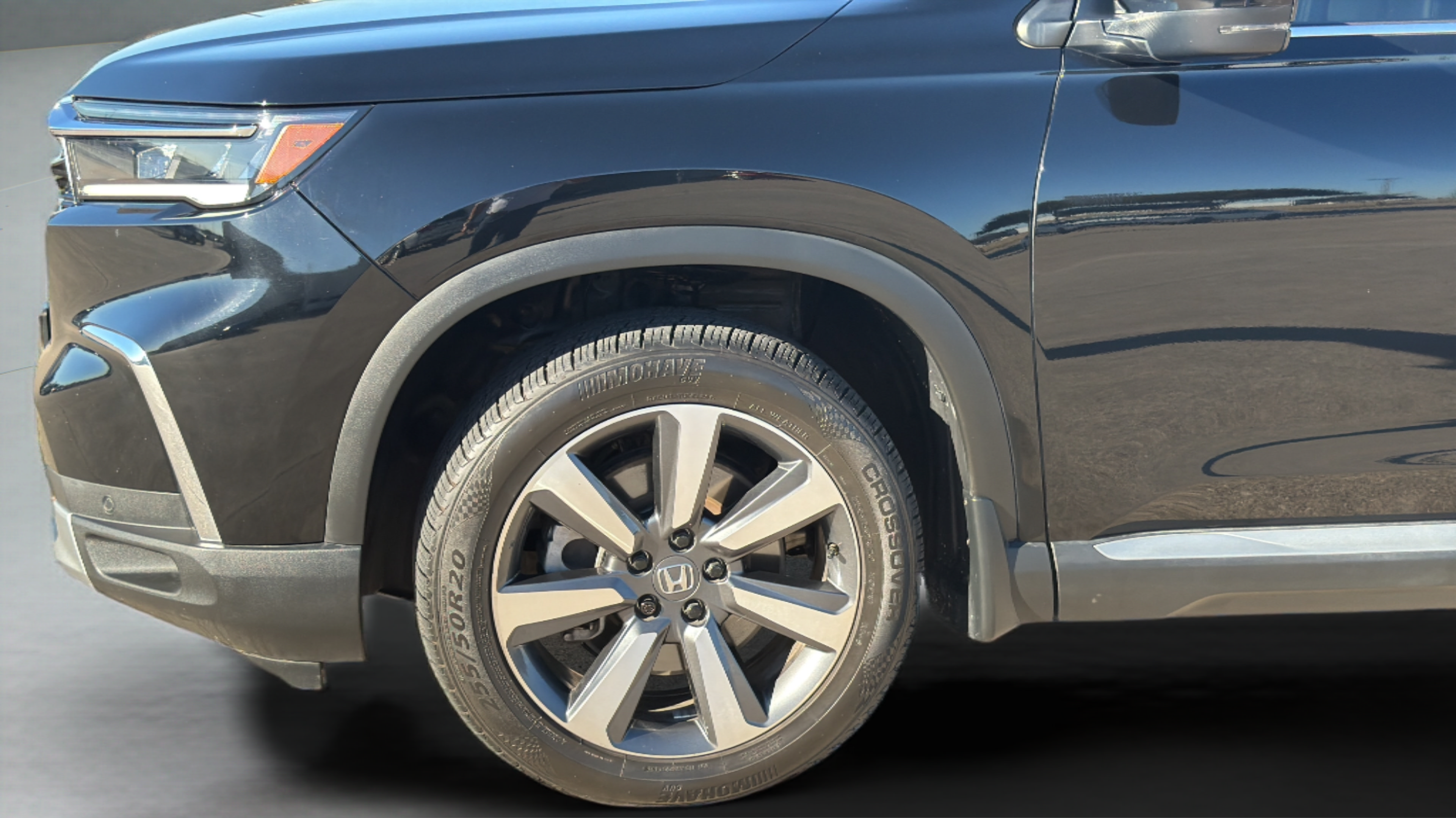 Used 2025 Honda Pilot Touring image 33