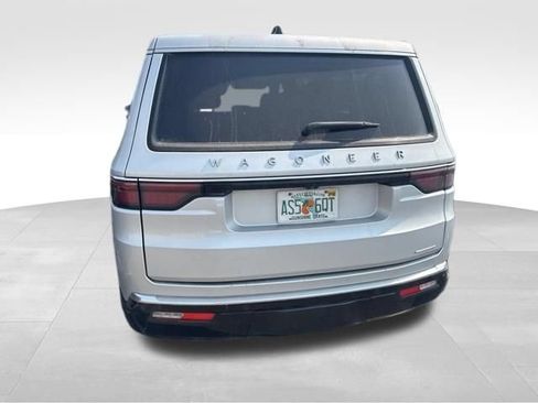Used 2024 Jeep Wagoneer L Series II w/ Flexible Seating Group AWD/4WD image 20