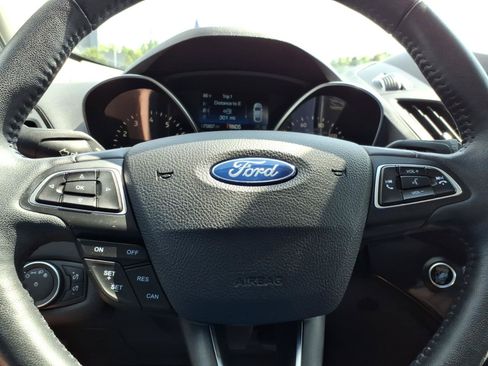 Used 2018 Ford Escape Titanium AWD/4WD image 23