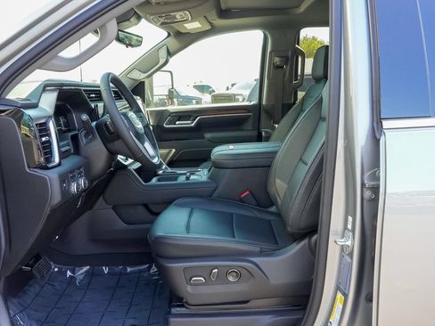 New 2026 GMC Sierra 2500 Denali w/ Denali Reserve Package AWD/4WD image 15