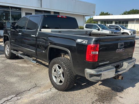 Used 2015 GMC Sierra 2500 SLT w/ Duramax Plus Package AWD/4WD image 5