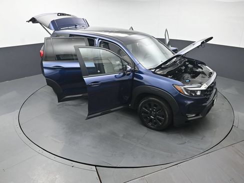 Used 2023 Honda Passport EX-L image 56