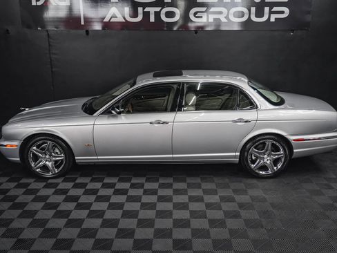 Used 2006 Jaguar XJ Vanden Plas RWD image 26