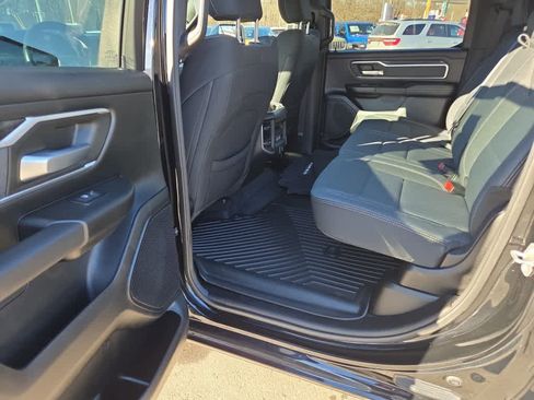 Used 2022 RAM 1500 Big Horn image 9