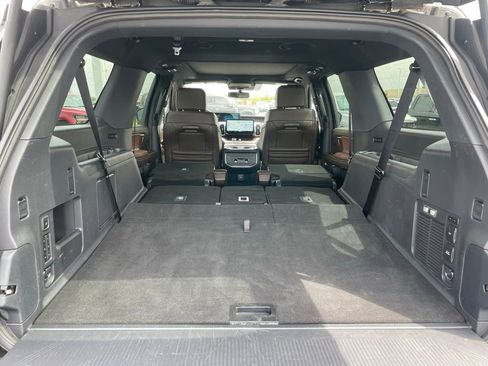 Used 2025 Ford Expedition Max King Ranch AWD/4WD image 42