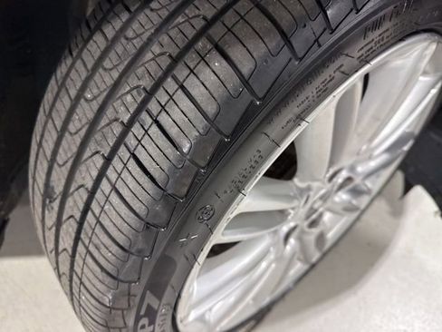 Used 2021 MINI Cooper S w/ Signature Upholstery Package image 9