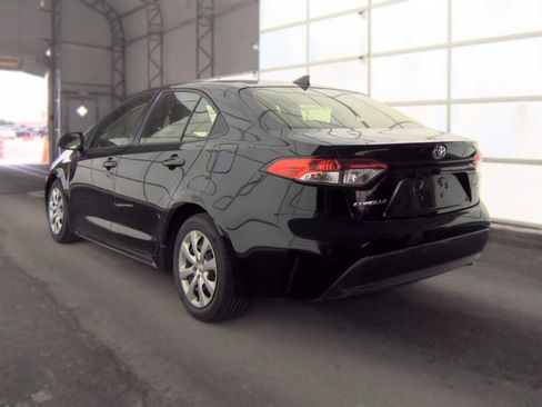 Used 2023 Toyota Corolla LE FWD image 6