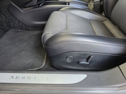 Used 2018 Tesla Model S 75D image 18