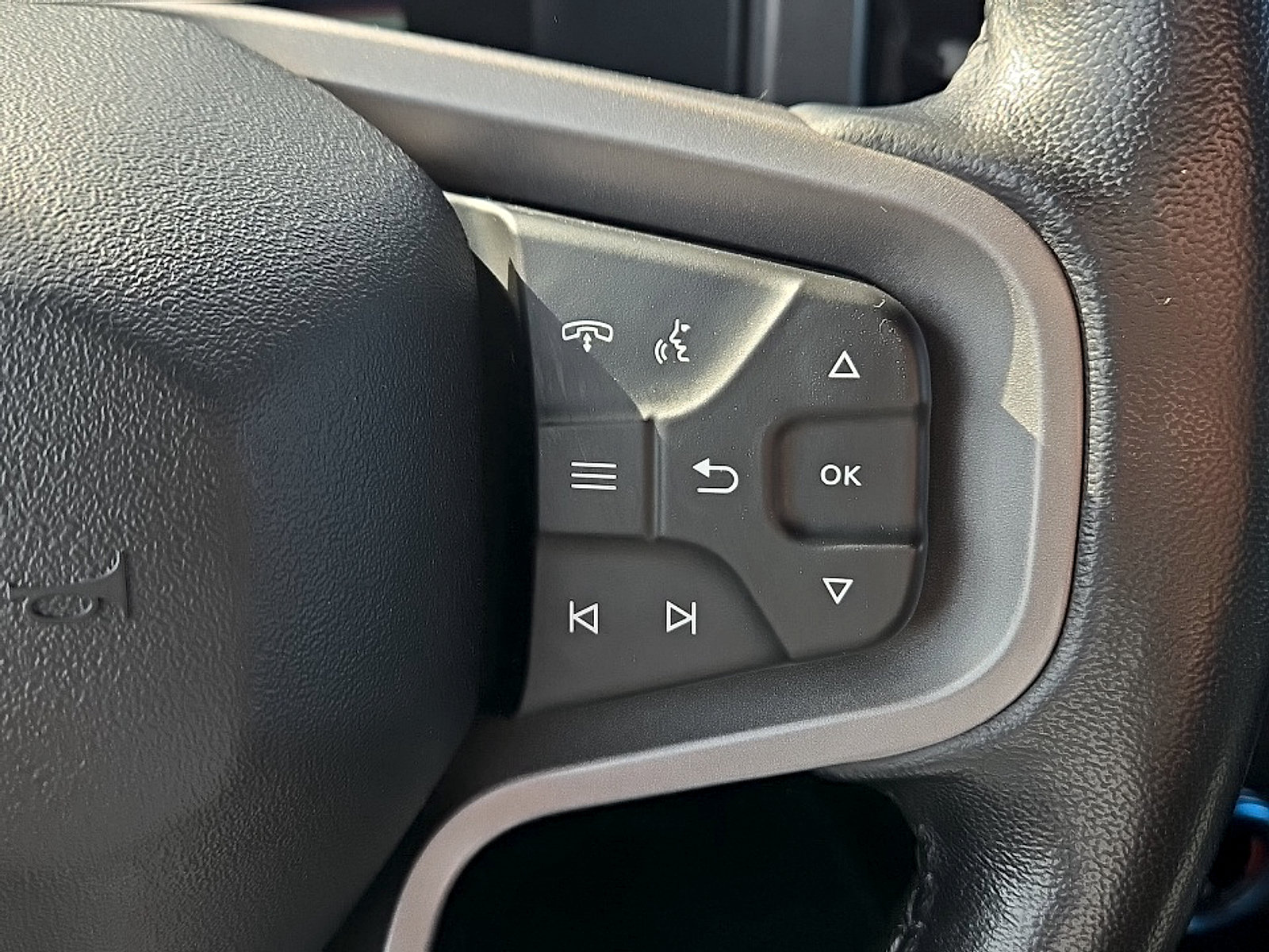 Certified 2023 Ford Bronco Outer Banks w/ Sasquatch Package AWD/4WD image 14