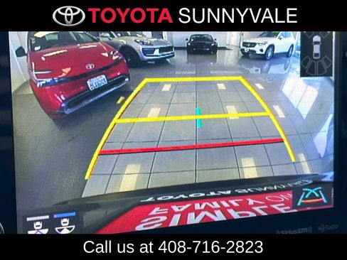 Used 2022 Toyota RAV4 XLE Premium AWD/4WD image 24