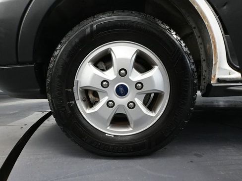 Used 2018 Ford Transit 350 XLT image 16