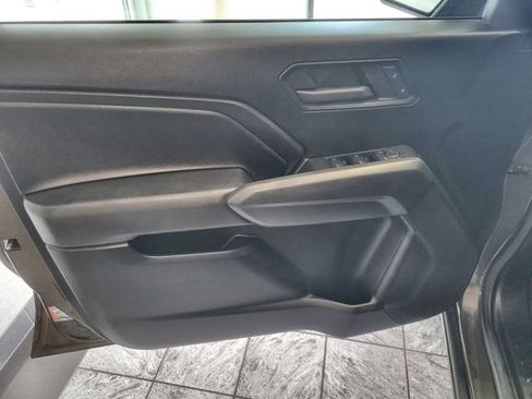 Used 2024 Chevrolet Colorado W/T RWD image 13