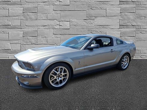 Used 2008 Ford Mustang Shelby GT500 RWD image 5