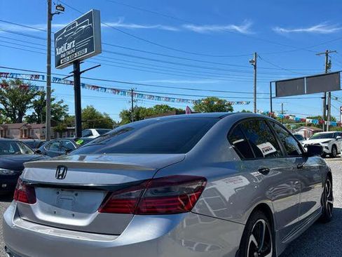 Used 2017 Honda Accord Sport Special Edition image 6