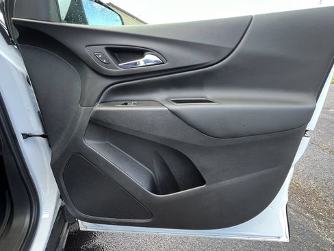 Certified 2024 Chevrolet Equinox LT FWD image 21