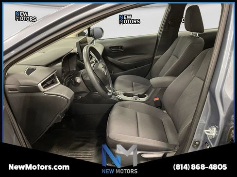 Used 2024 Toyota Corolla LE FWD image 9