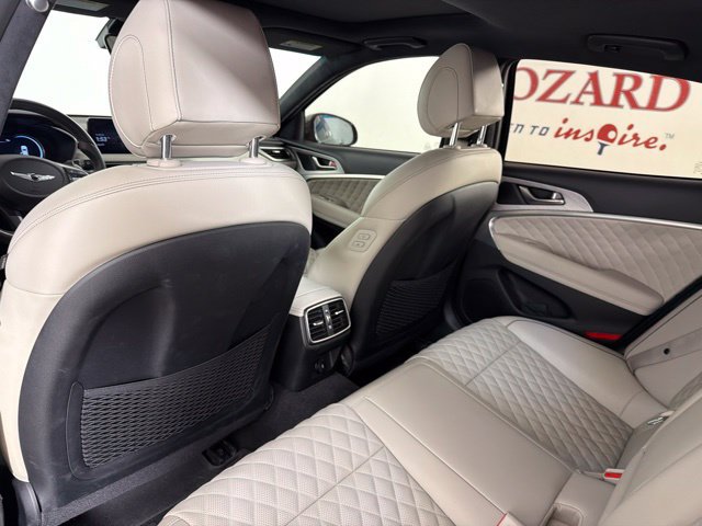 Used 2023 Genesis G70 3.3T w/ Sport Prestige Package RWD image 23