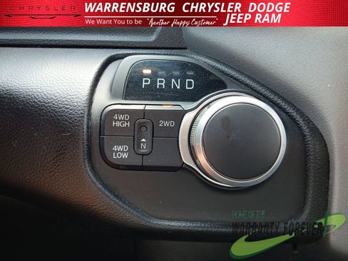 Used 2024 RAM 2500 Big Horn AWD/4WD image 23