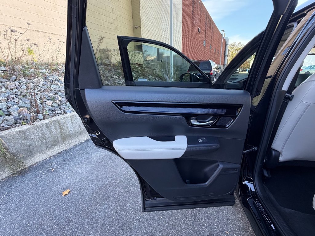 Used 2024 Honda CR-V EX-L image 12