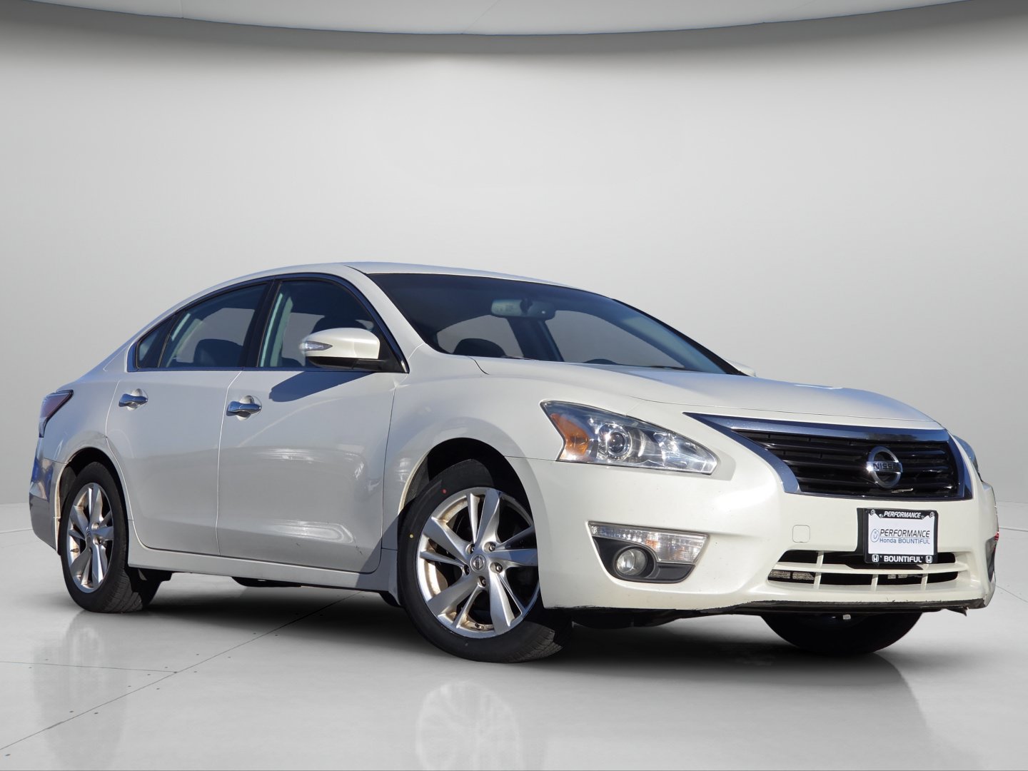 Used 2015 Nissan Altima 2.5 SL FWD image 2