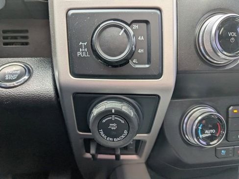 Used 2020 Ford F150 Lariat w/ Equipment Group 502A Luxury image 26