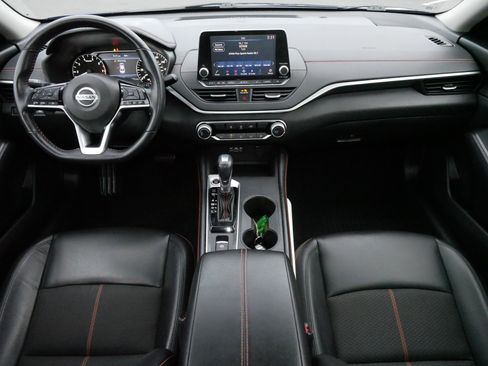 Used 2020 Nissan Altima 2.5 SR image 10