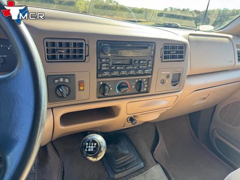 Used 1999 Ford F350 XLT image 14
