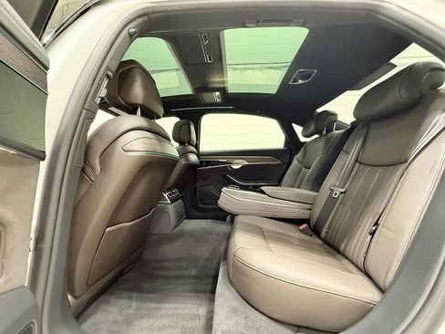 Used 2025 Audi A8 L 3.0T w/ Executive Package image 31