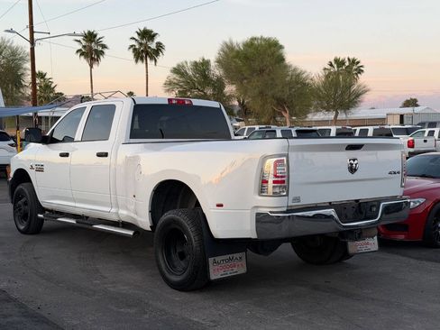 Used 2018 RAM 3500 Tradesman w/ Chrome Appearance Group image 4