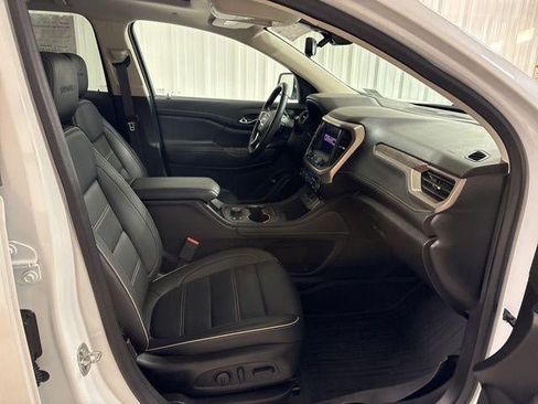 Used 2023 GMC Acadia Denali w/ Denali Ultimate Package AWD/4WD image 24