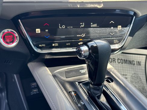 Used 2022 Honda HR-V EX image 13