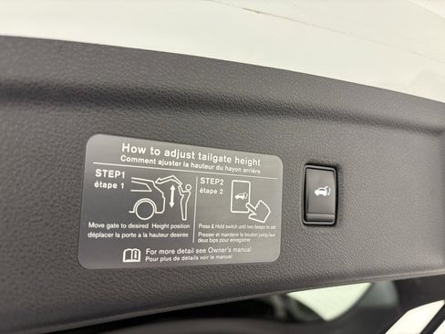 Used 2021 INFINITI QX50 Essential w/ Convenience Package image 38