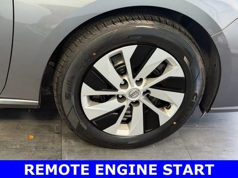 Used 2024 Nissan Altima 2.5 S FWD image 8