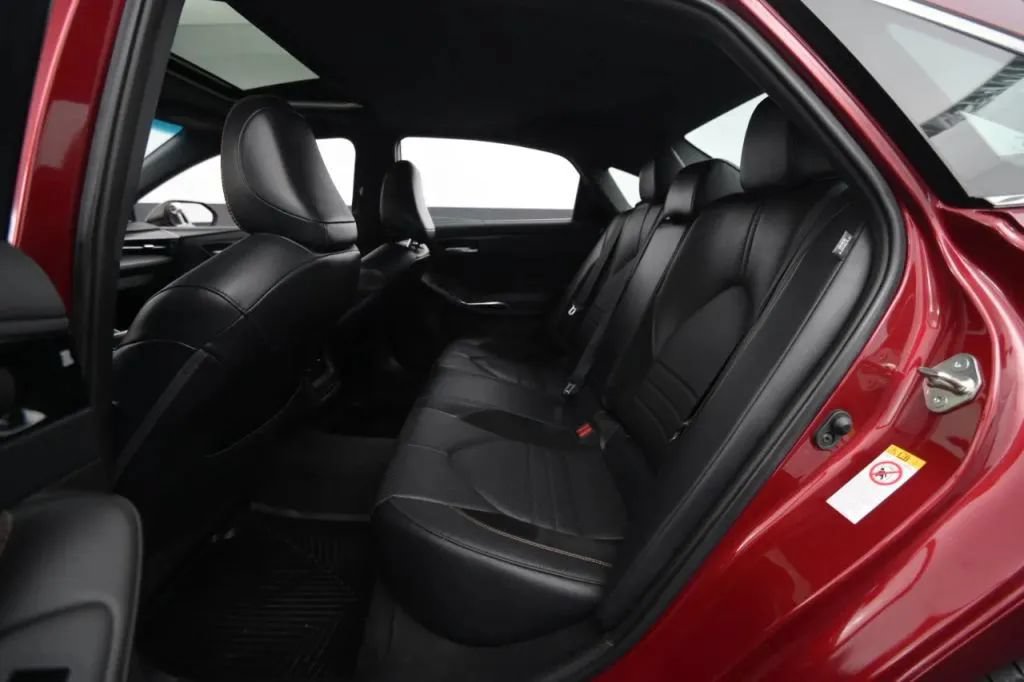 Used 2019 Toyota Avalon XSE w/ All Weather Liner Package FWD image 45