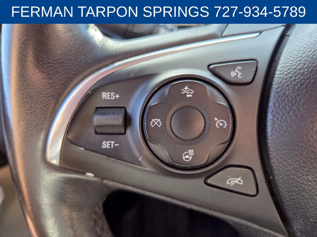 Used 2020 Buick Enclave Premium w/ Sun and Sites Package FWD image 28