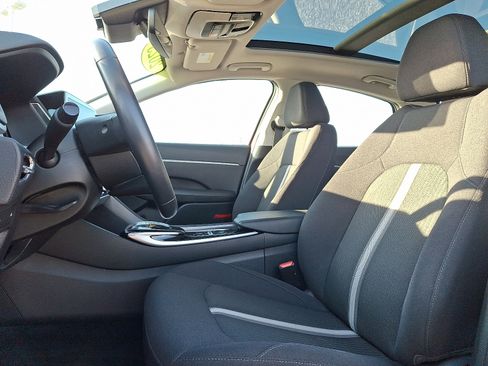 Used 2023 Hyundai Sonata SEL w/ Convenience Package image 13