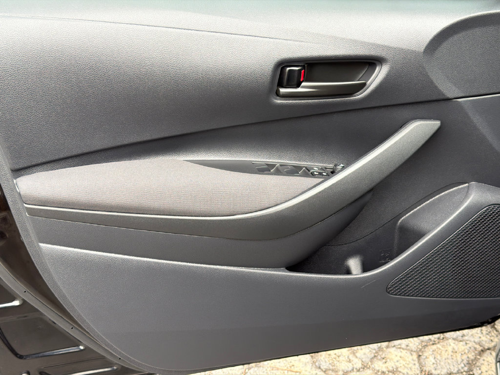 Used 2026 Toyota Corolla LE FWD image 12