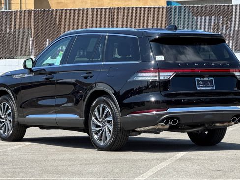 New 2025 Lincoln Aviator 2WD w/ Equipment Group 101A image 5