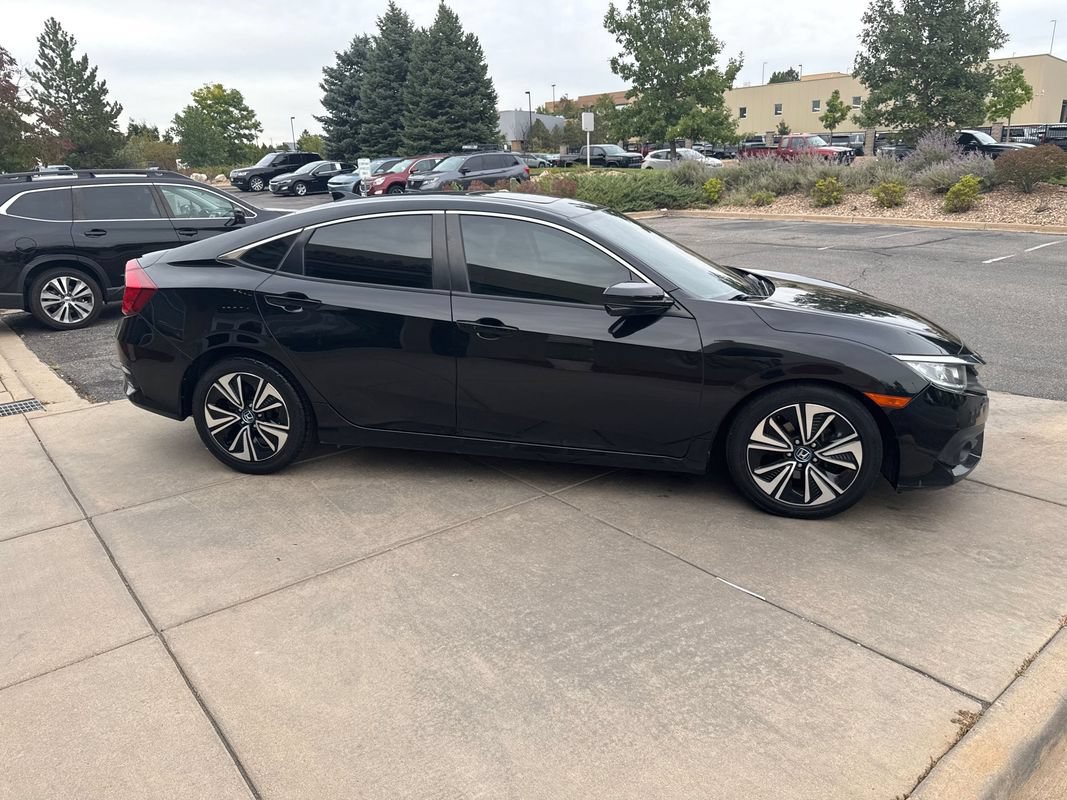 Used 2016 Honda Civic EX-T image 5
