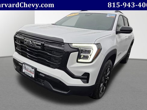 Used 2026 GMC Terrain Elevation w/ Elevation Premium Package image 3