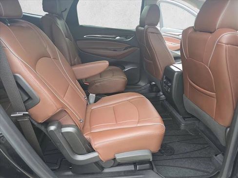 Used 2021 Buick Enclave Avenir w/ Avenir Technology Package FWD image 23