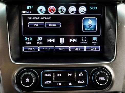 Used 2019 Chevrolet Suburban LT RWD image 30
