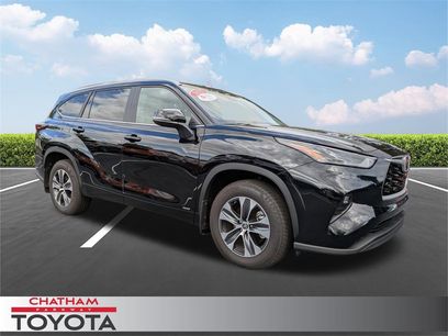 Used 2025 Toyota Highlander XLE