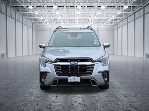Used 2023 Subaru Ascent Touring AWD/4WD image 8
