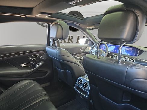Used 2020 Mercedes-Benz S 560 Sedan image 13