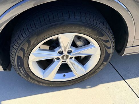 Used 2023 Audi Q7 Premium Plus image 16