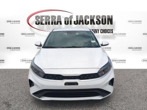 Certified 2024 Kia Forte LXS FWD image 3