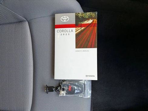 Certified 2023 Toyota Corolla SE w/ Carpet Mat Package (TMS) FWD image 22