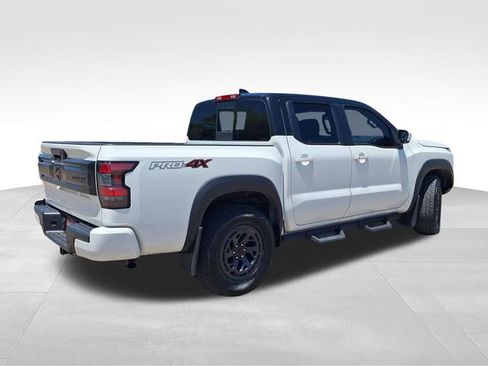 Certified 2025 Nissan Frontier PRO-4X w/ Tow Package AWD/4WD image 6